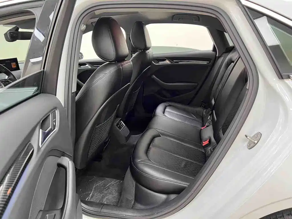 Audi A3 — миниатюра 10