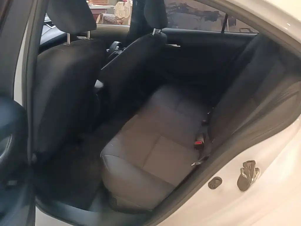 Toyota Corolla — миниатюра 17
