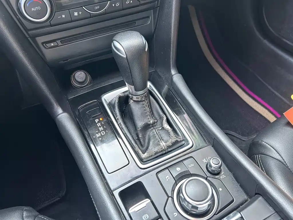 Mazda 3 Axela — миниатюра 15