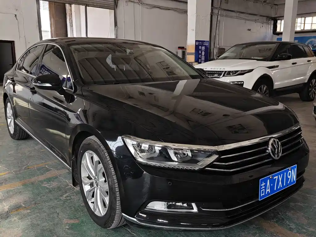 Volkswagen Magotan — миниатюра 2