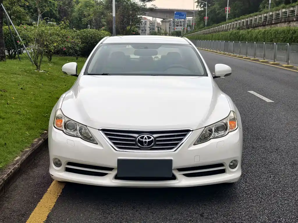 Toyota Reiz — миниатюра 2