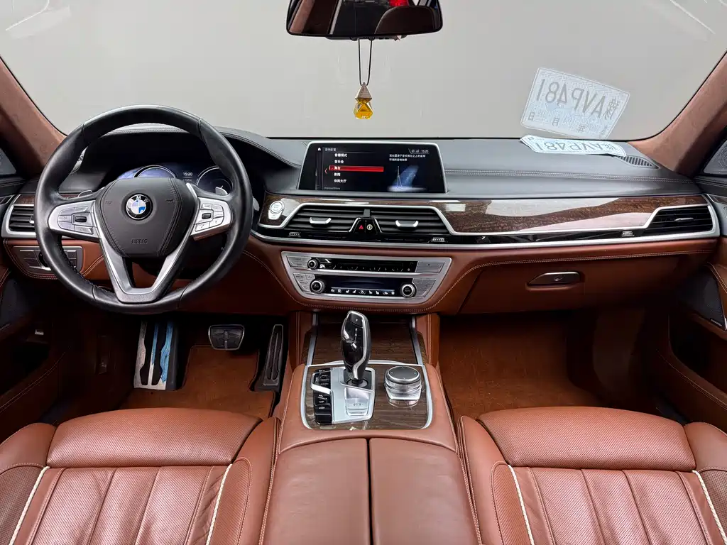 BMW 7 Series 7 2018 740Li xDrive Premium M Sport
