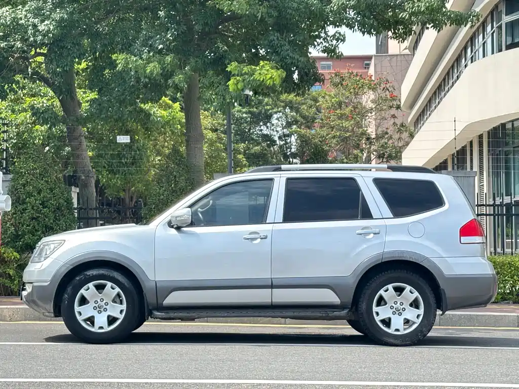 Kia Borrego — миниатюра 21