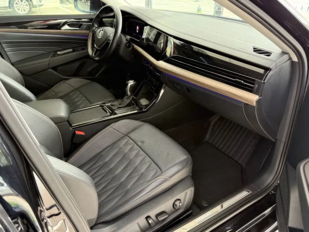 Volkswagen Passat — миниатюра 10