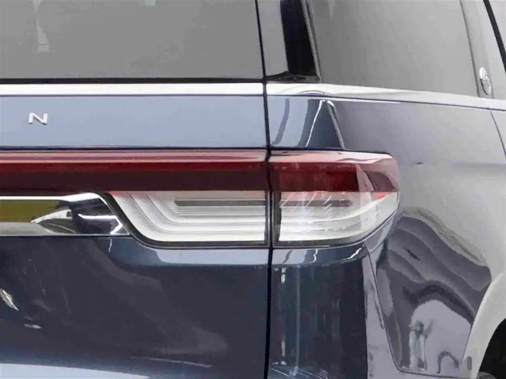 Lincoln Navigator — миниатюра 6