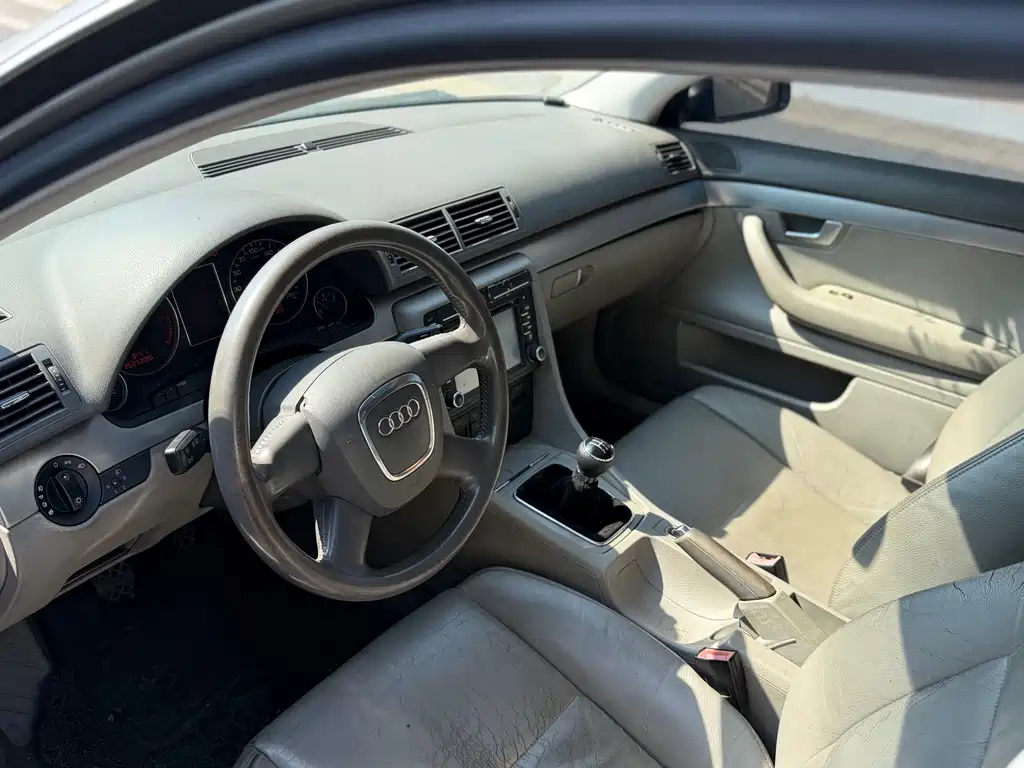 Audi A4 — миниатюра 9