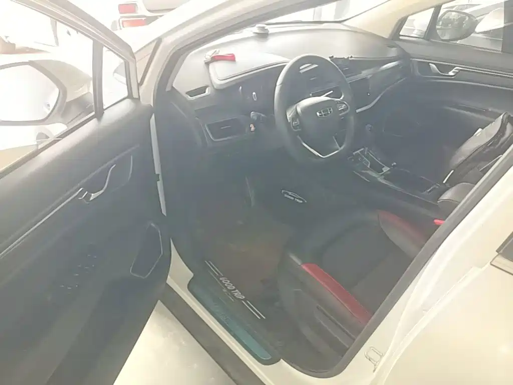 Geely Emgrand GS — миниатюра 16