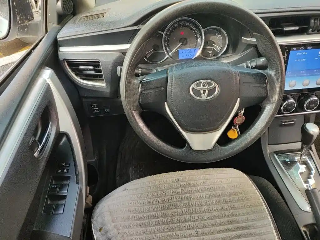 Toyota Corolla — миниатюра 3
