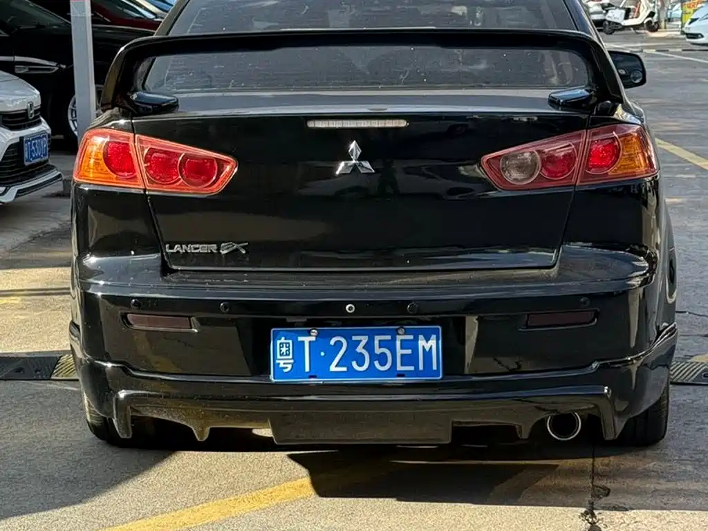 Mitsubishi Lancer EX — миниатюра 9
