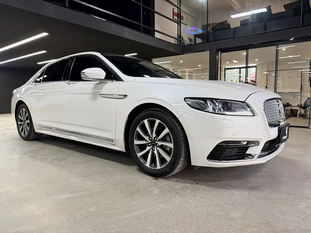 LINCOLN CONTINENTAL
