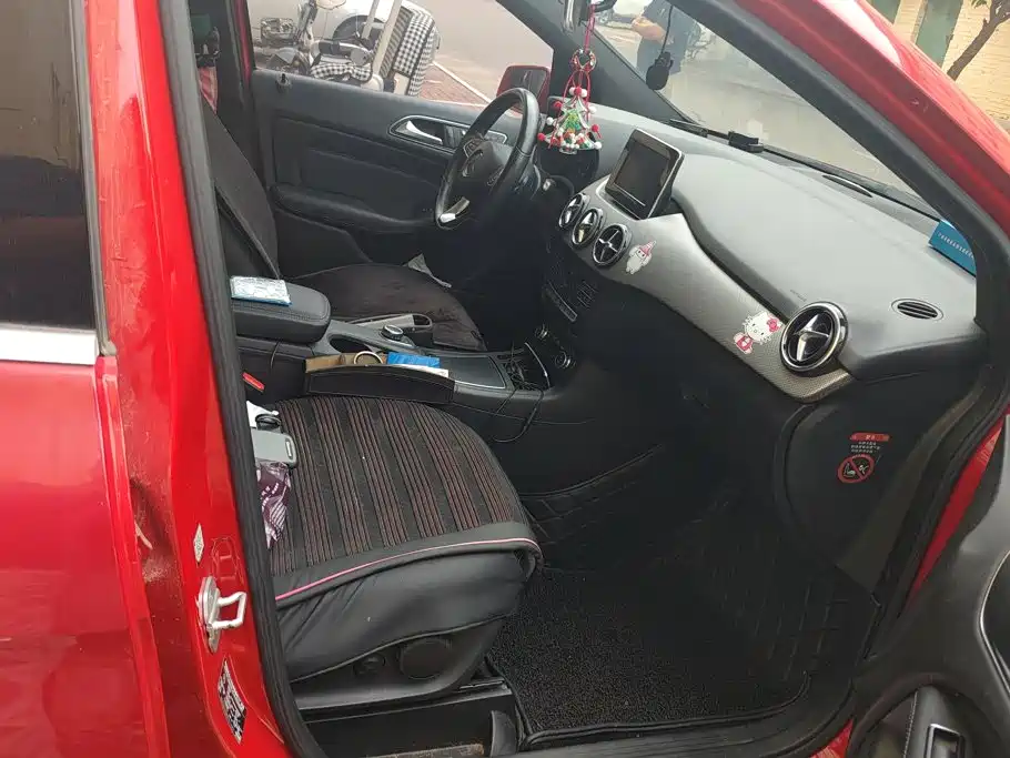 Mercedes-Benz B-Class — миниатюра 8