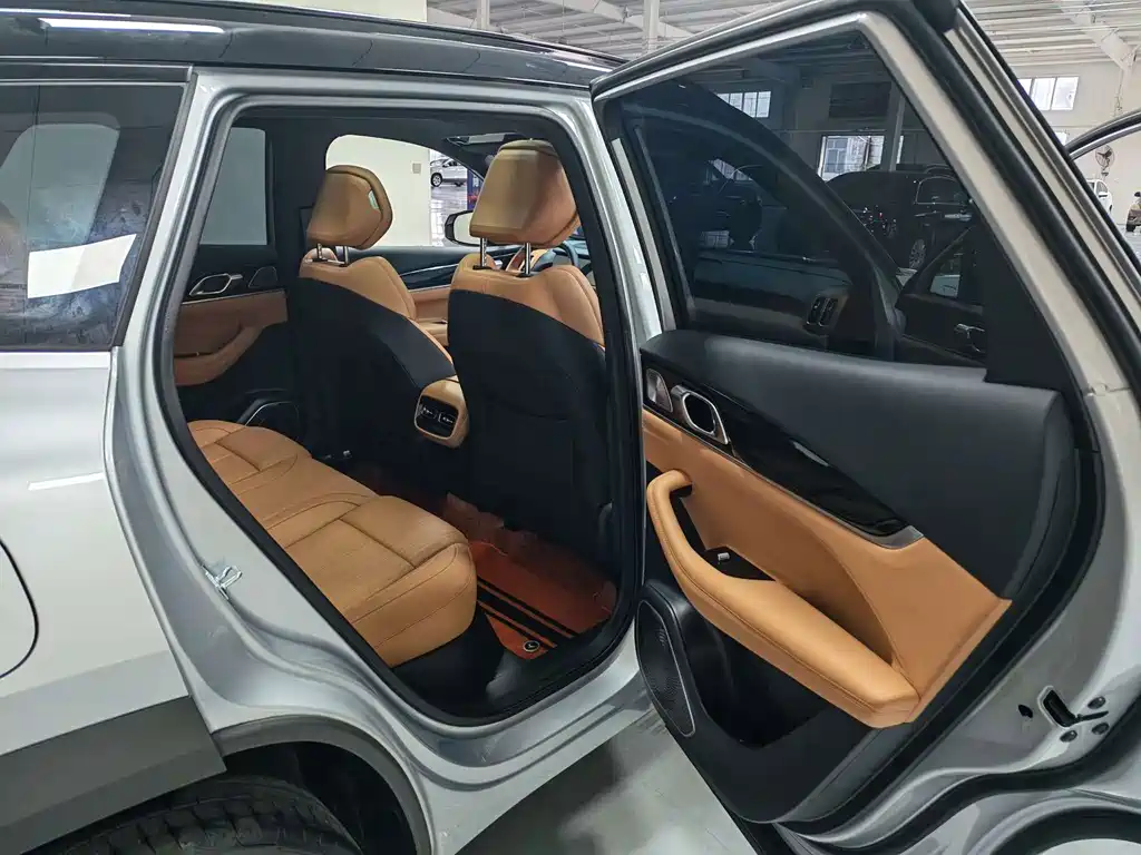 Geely Boyue L — миниатюра 14