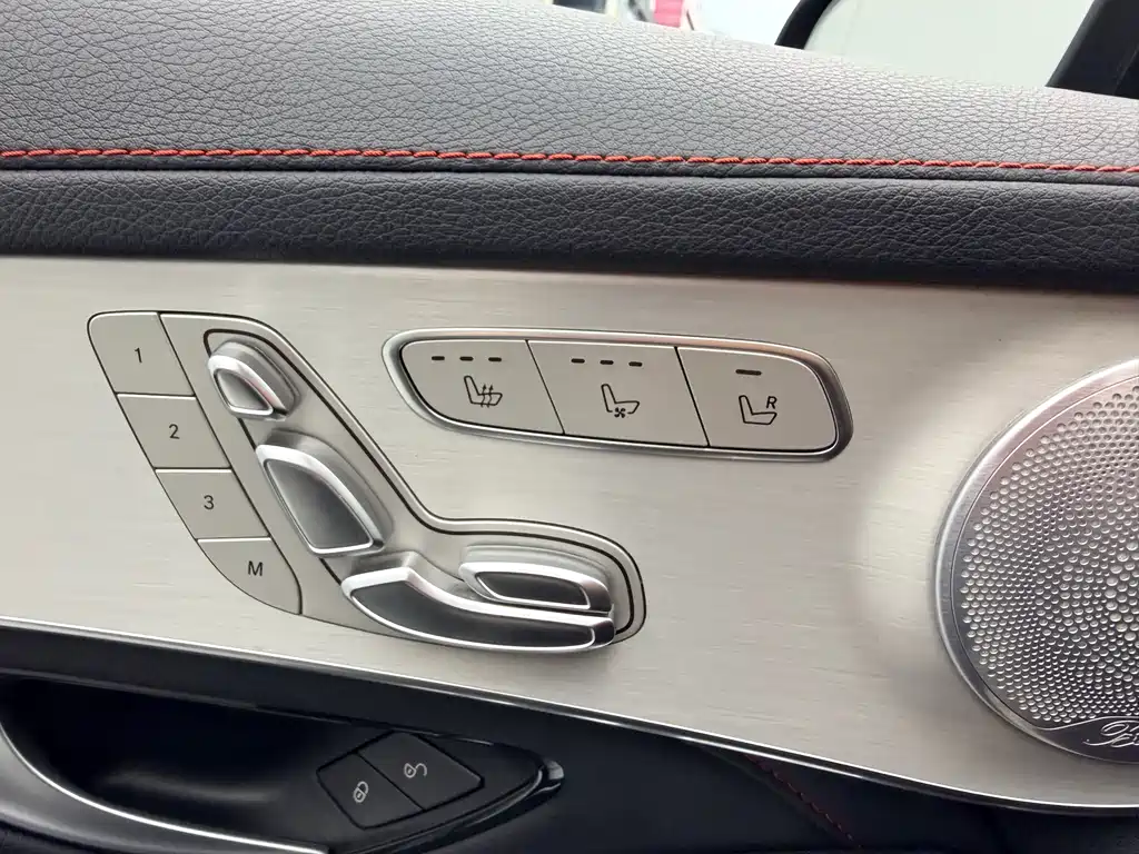 MERCEDES-BENZ GLC AMG