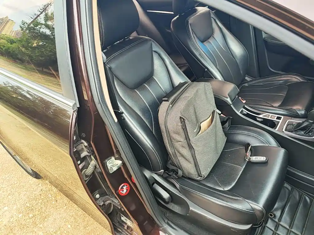Geely Emgrand — миниатюра 25