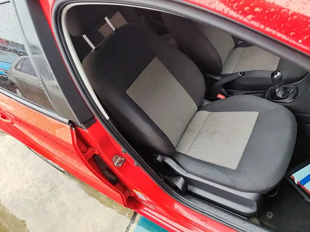 Volkswagen Polo — миниатюра 25