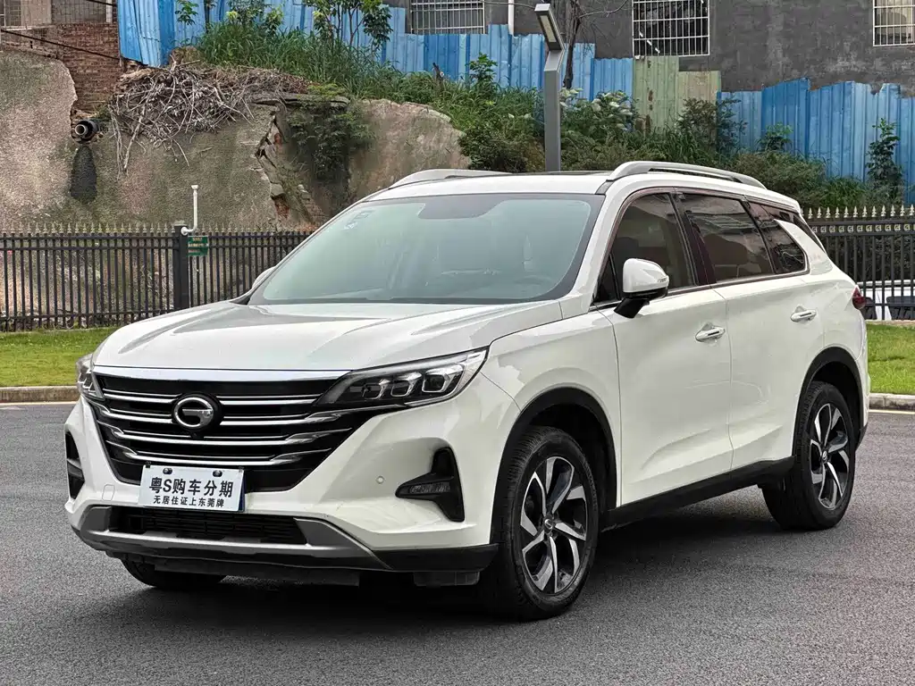 GAC Motor Trumpchi GS5