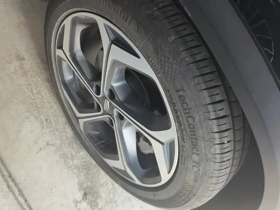 Geely Xingyue L — миниатюра 6