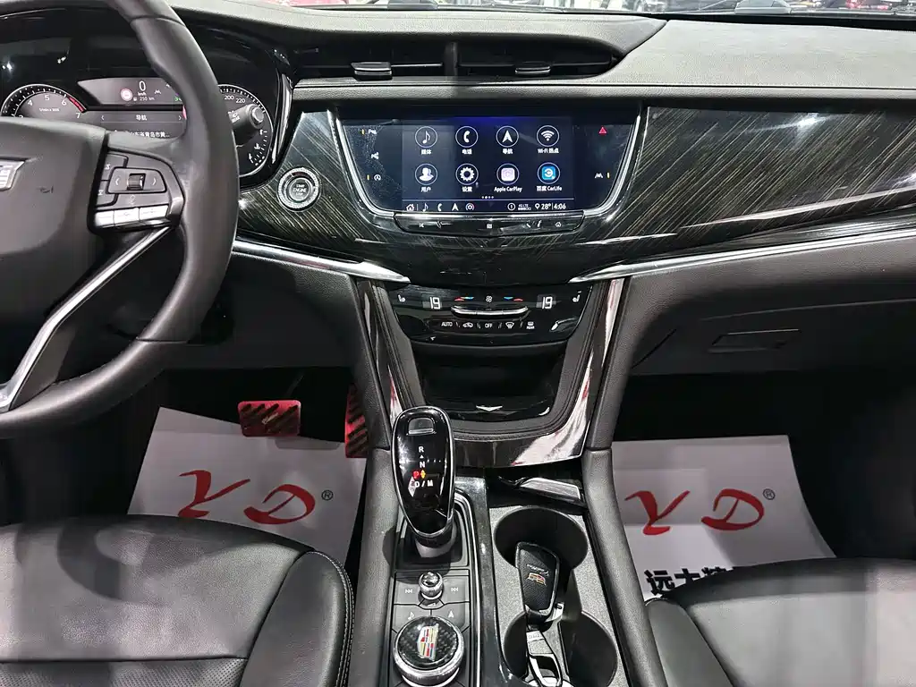 Cadillac XT6 — миниатюра 12