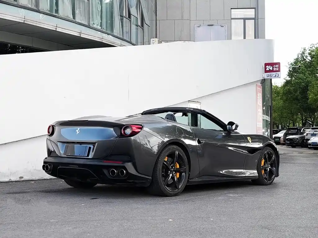FERRARI PORTOFINO