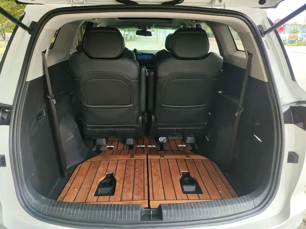 Wuling Victory — миниатюра 19