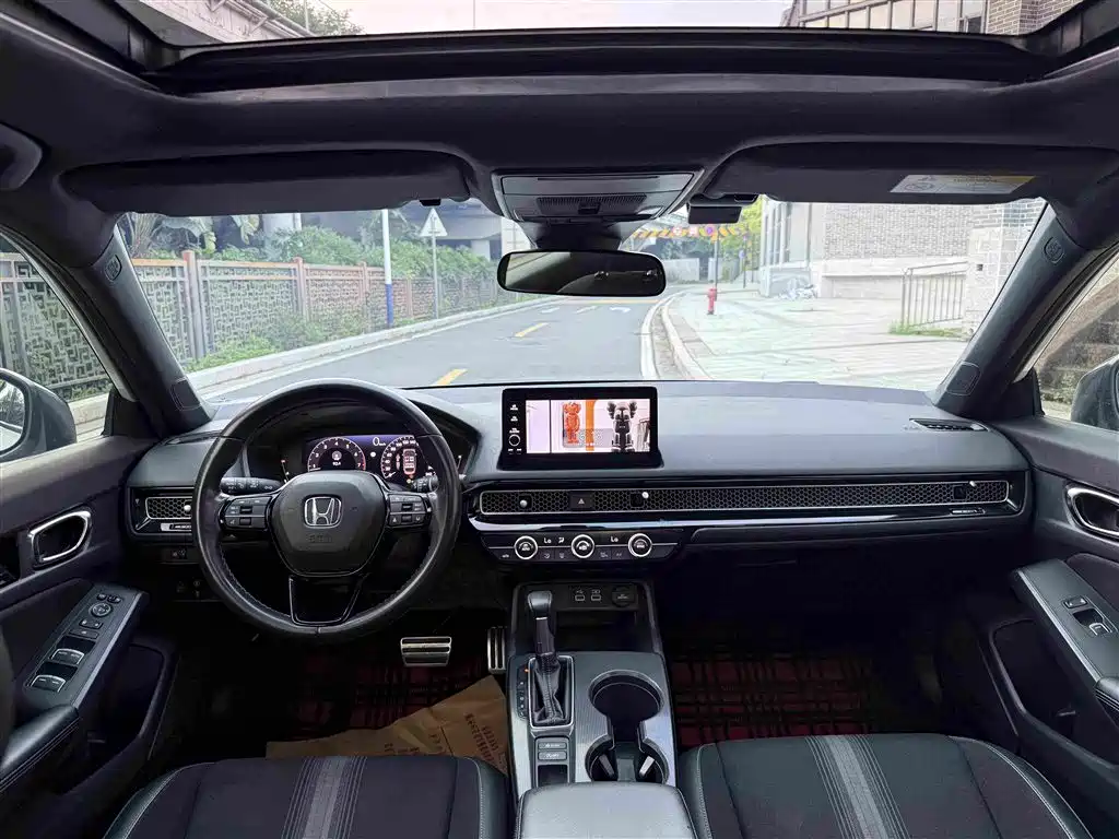 Honda Civic — миниатюра 9