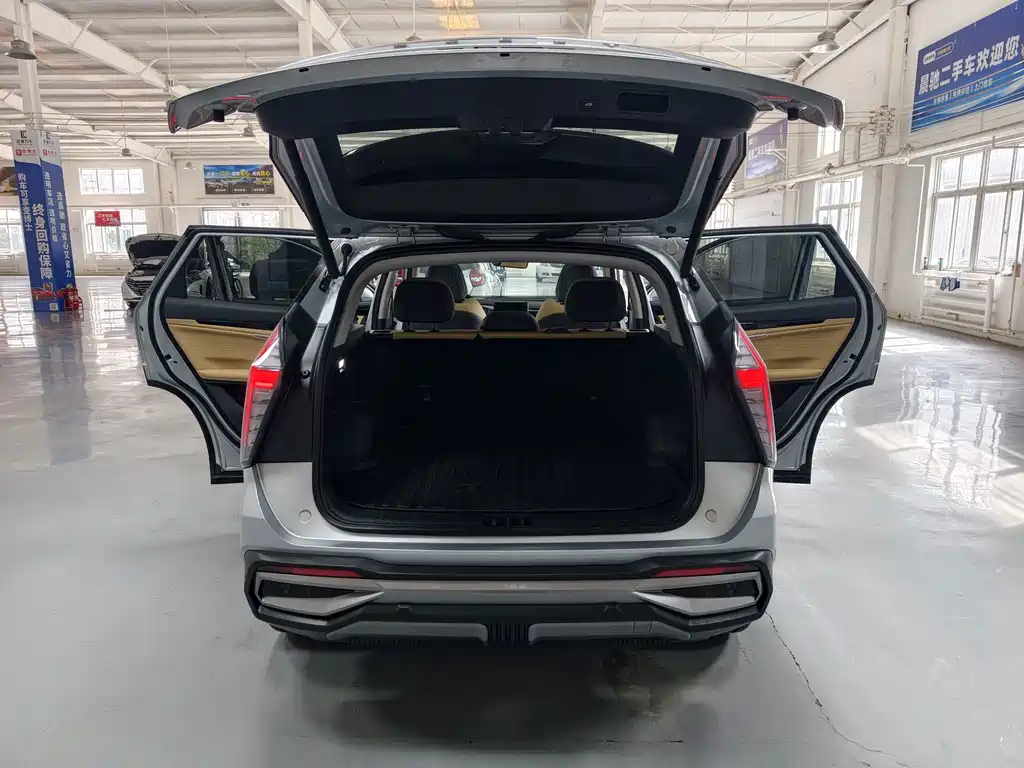 Geely Boyue L — миниатюра 16