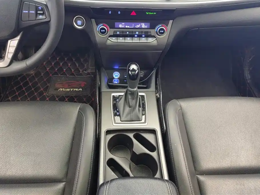 Hyundai Mistra - фото 16