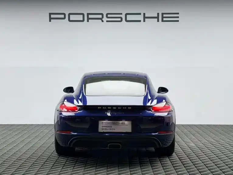 PORSCHE 718