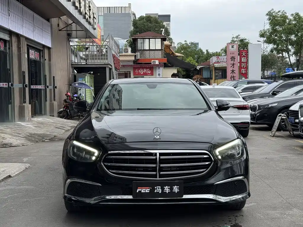Mercedes-Benz E-Class — миниатюра 3
