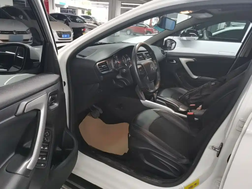 Citroen C3-XR — миниатюра 16