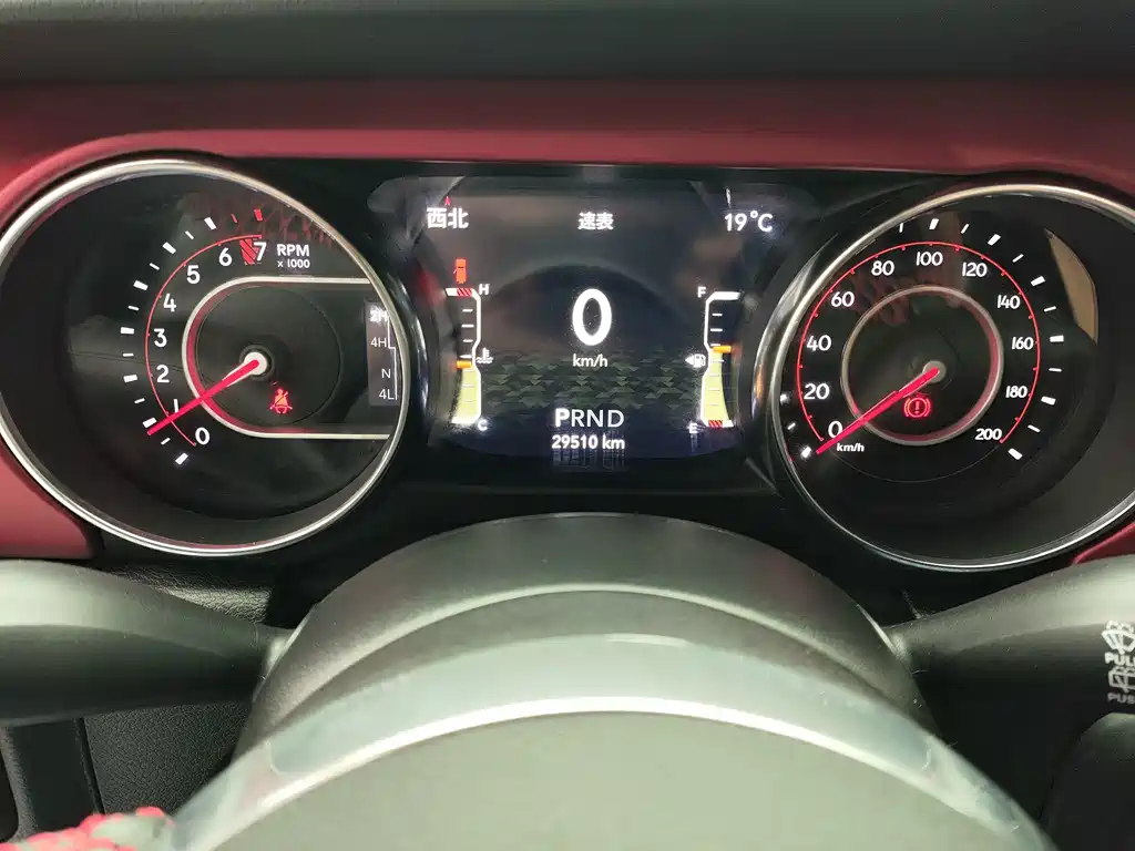 Jeep Wrangler — миниатюра 14