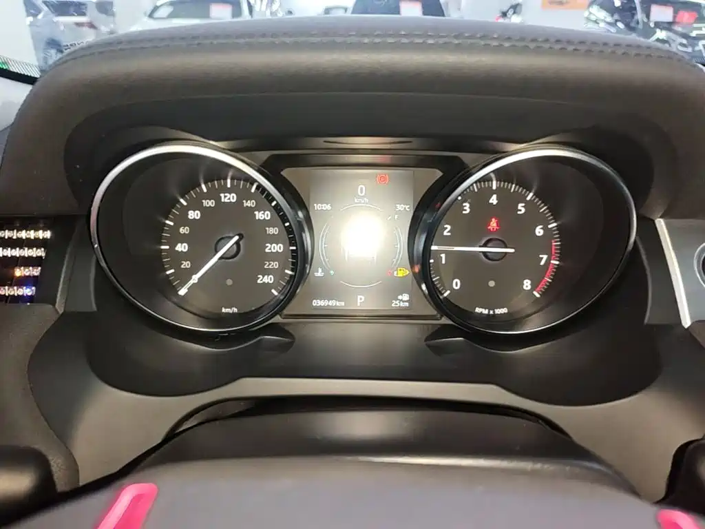 Land Rover Evoque — миниатюра 12