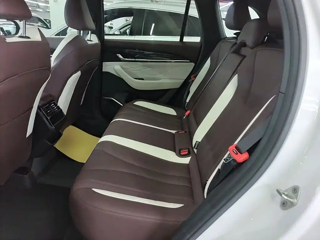 Geely Xingyue L — миниатюра 17