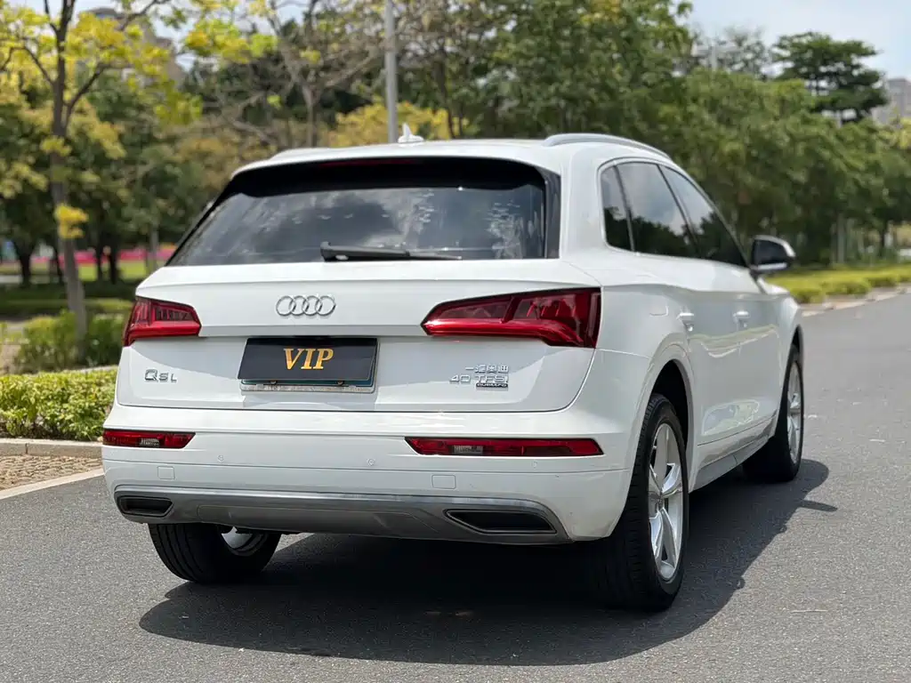 Audi Q5L — миниатюра 16