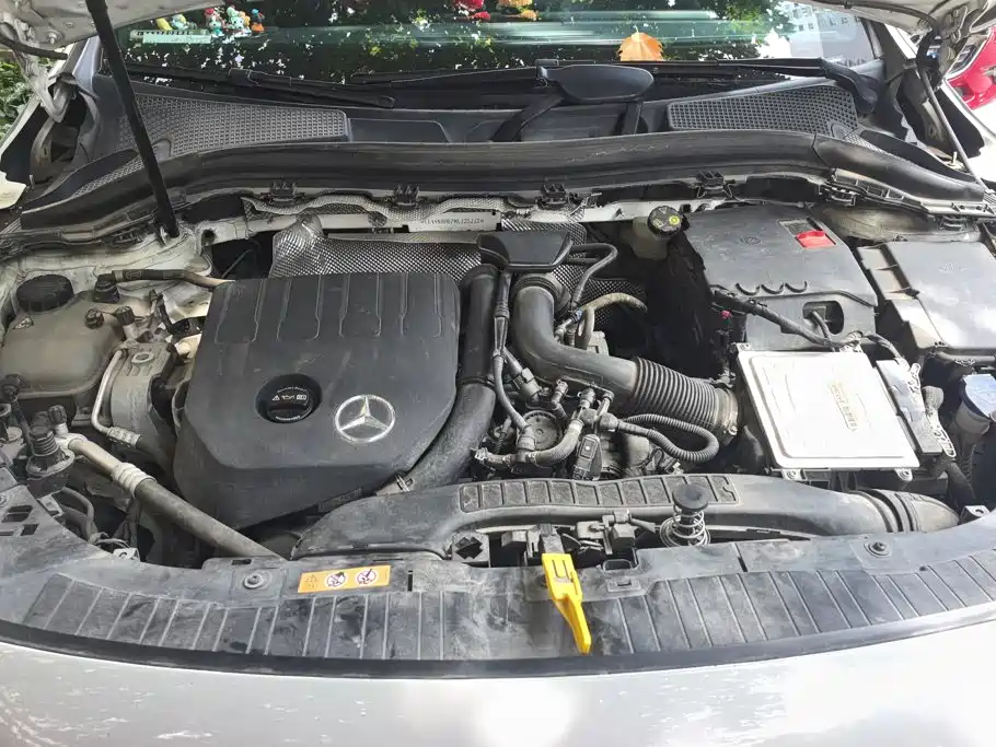Mercedes-Benz GLA — миниатюра 10