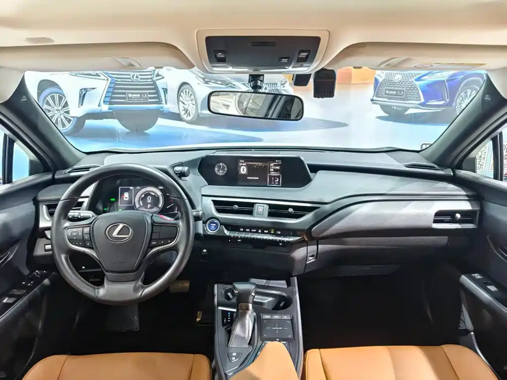 Lexus UX — миниатюра 5