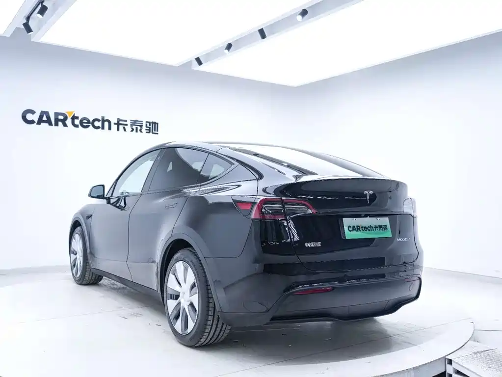Tesla Model Y — фотографии объявления, Фото 12