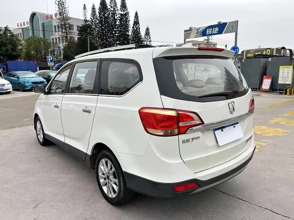 BAOJUN 730