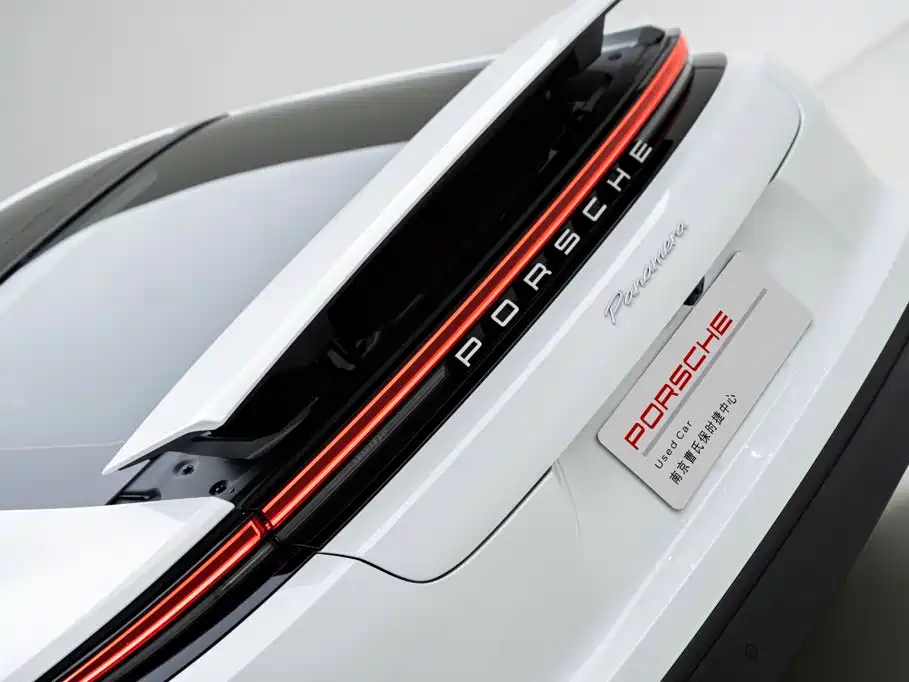 Porsche Panamera — миниатюра 6