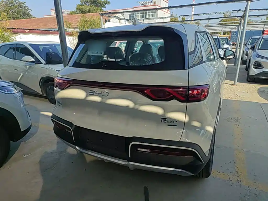BYD Yuan UP — миниатюра 7