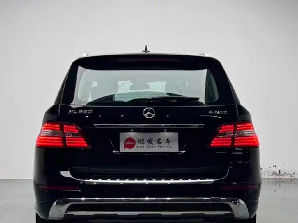 Mercedes-Benz M-Class — миниатюра 20