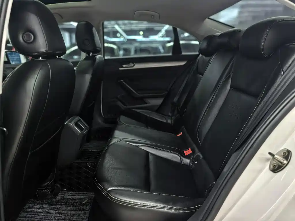 Volkswagen Lamando — миниатюра 13