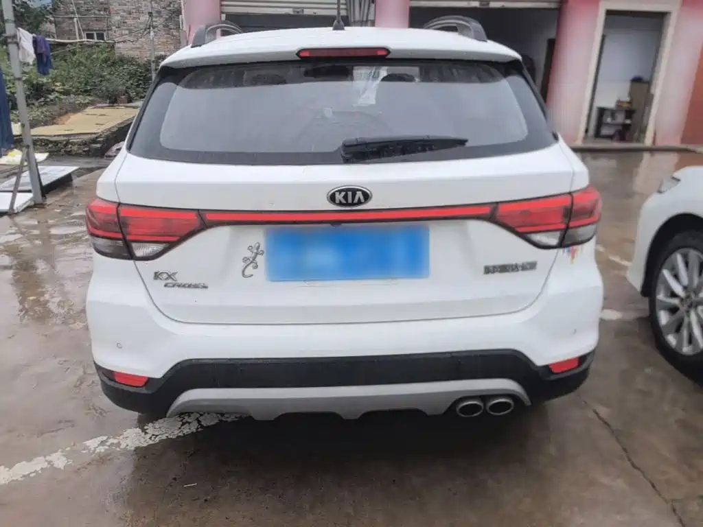 Kia KX Cross — миниатюра 6