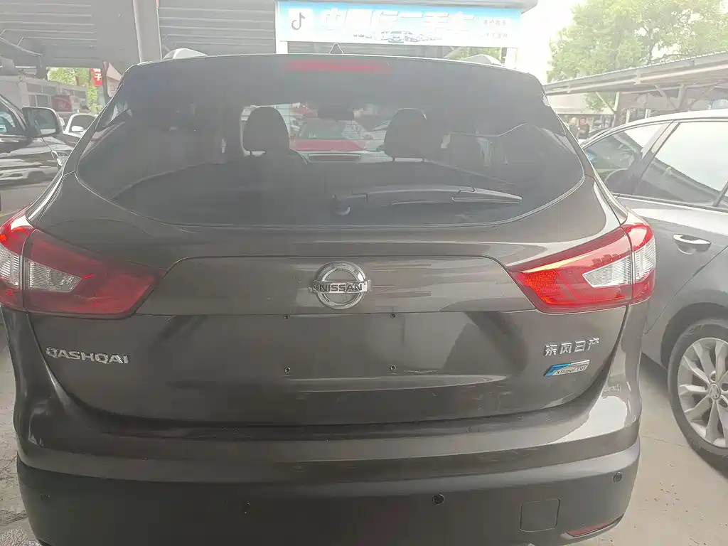 Nissan Qashqai — миниатюра 12