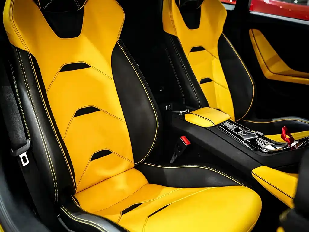 LAMBORGHINI HURACÁN