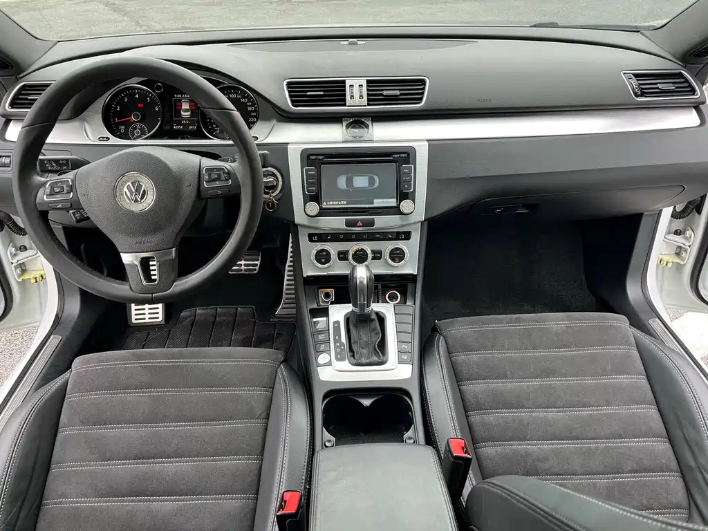 Volkswagen CC — миниатюра 3