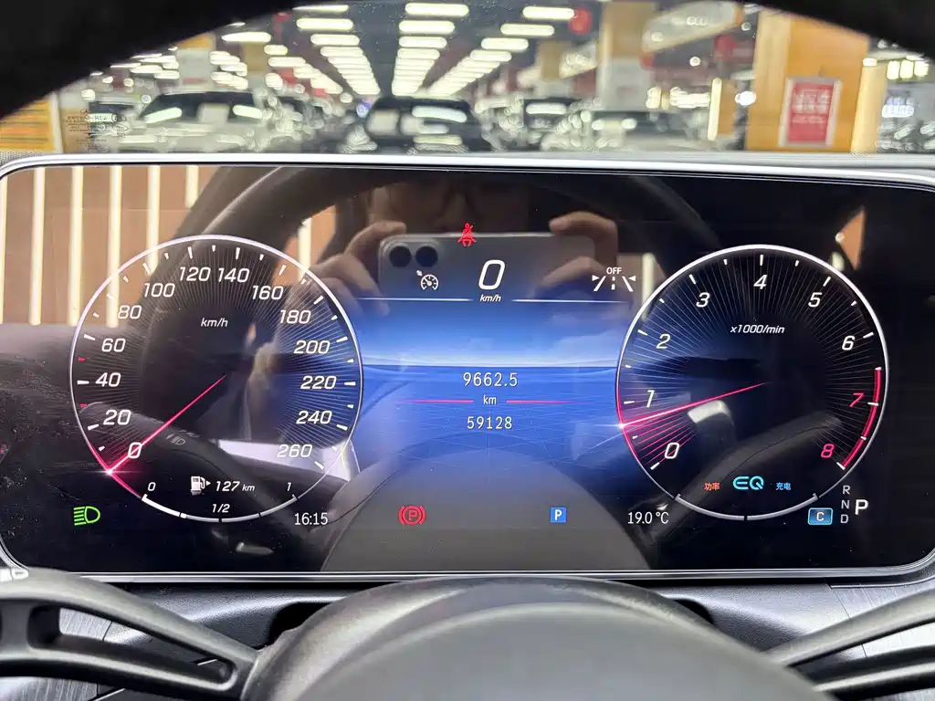Mercedes-Benz C-Class — миниатюра 17