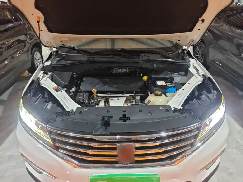 Roewe RX5 — миниатюра 20