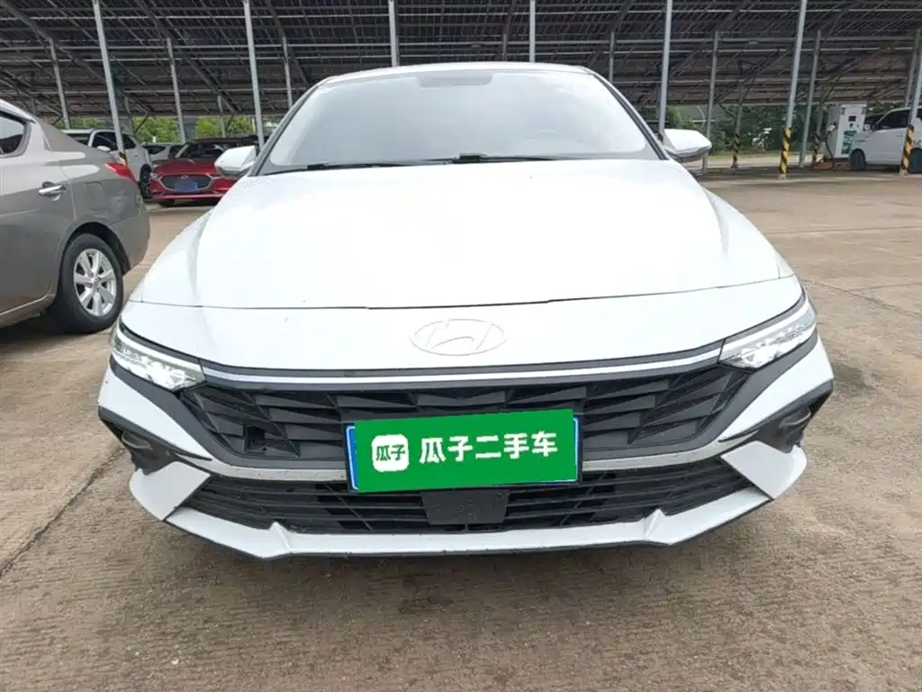 Hyundai Elantra 2023 1.5L CVT GLS Lead