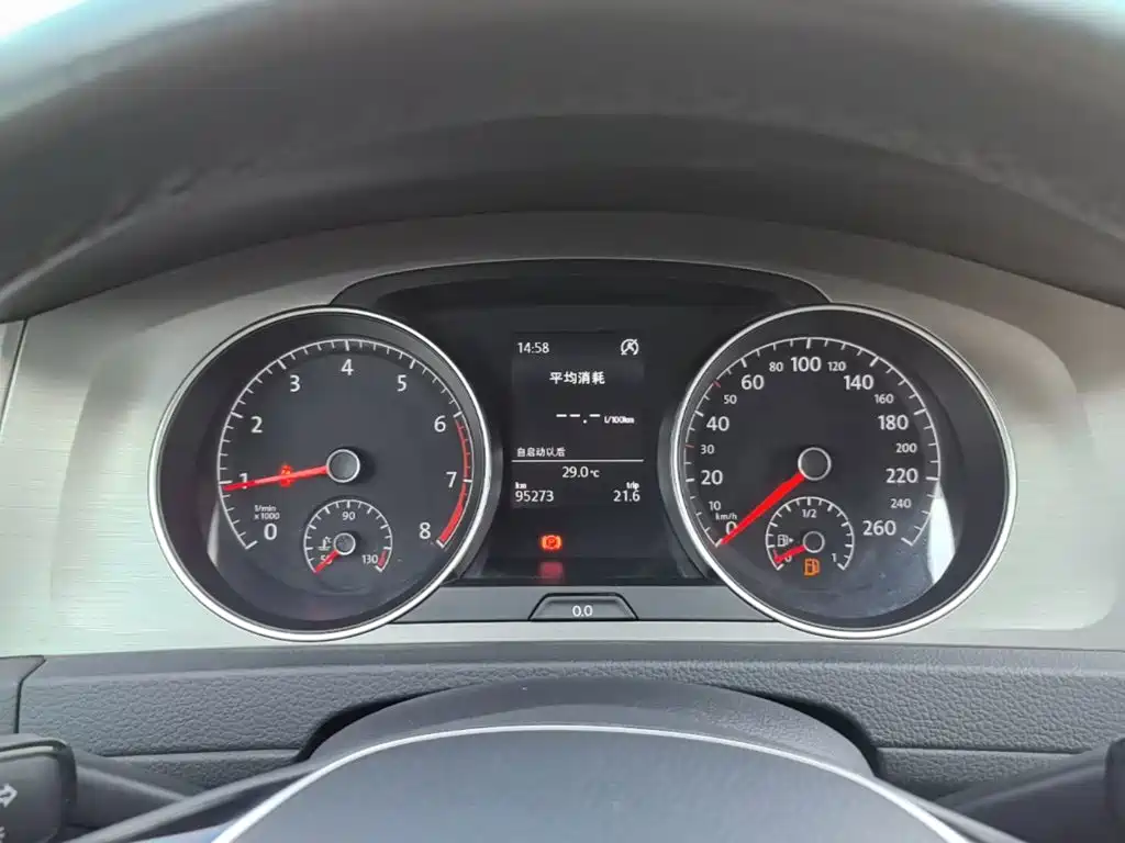 Volkswagen Golf (Import) — миниатюра 12
